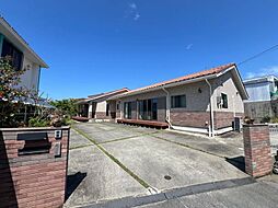 名護市宮里売中古住宅（多目的に使える約21帖のホール付き）