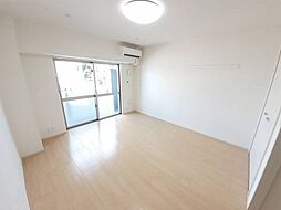 グランビスタ 303