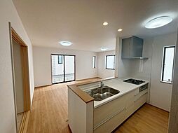 ハートフルタウン那覇市識名1丁目（全2棟）Ａ号棟