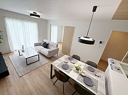 グラファーレ与那原町上与那原（全4棟）3号棟