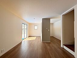 うるま市江洲全4棟　3号棟