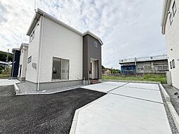 うるま市与那城屋慶名全3棟　2号棟
