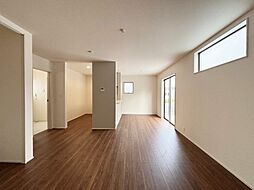 うるま市与那城屋慶名全3棟　3号棟