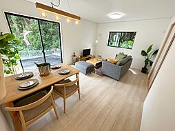 読谷村楚辺第3全2棟　2号棟