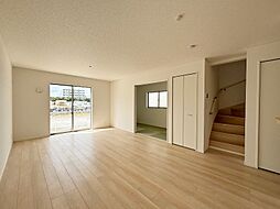 うるま市塩屋第1全4棟　3号棟