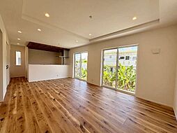 沖縄市登川全5棟　1号棟