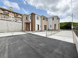 沖縄市知花全5棟 D号棟