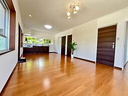 摩文仁平屋戸建て