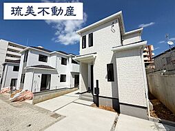 宜野湾市伊佐2丁目12番(全6棟)F号棟