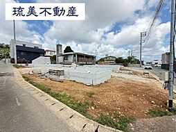 糸満市賀数（全3棟）2号棟