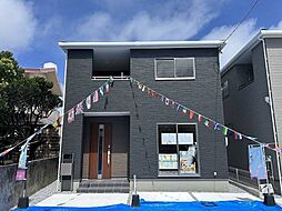 沖縄市古謝津嘉山町　1号棟
