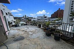 那覇市識名の高台に佇む186のヴィンテージハウス