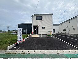 与那城屋慶名4号棟　アーネストワン