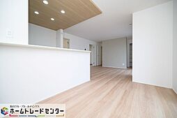 飯田ＧＨＤグラファーレ　うるま市与那城屋慶名　3号棟