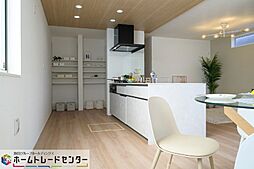 飯田の分譲グラファーレ　那覇市宇栄原2期　2号棟