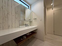 飯田の家ブルーミングガーデン嘉手納町嘉手納2期　2号棟