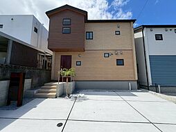飯田の分譲ブルーミングガーデン沖縄市松本2丁目　2号棟