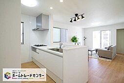 ハートフルタウン　南城市玉城富里669番　Ｂ号棟