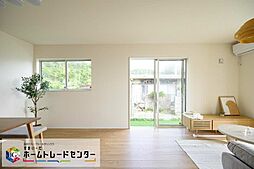 リナージュ南城市玉城當山　全1棟　1号棟