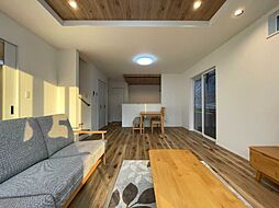 沖縄市登川　3号棟