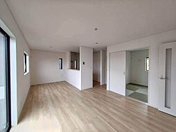 2号棟クレイドルガーデンうるま市天願第3　全4棟