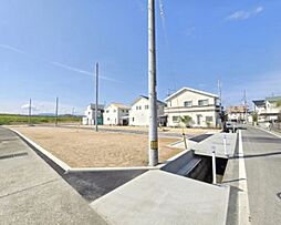 松山市西垣生町 ウリモガーデン松山西II(西)