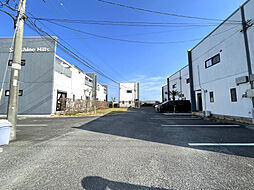 サンシャインヒルズ B102