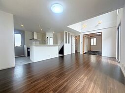 広島市安佐北区亀山西１丁目