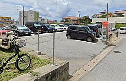 那覇新都心、黄金森公園近くの閑静な住宅地に約75坪の角地