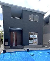 沖縄市古謝津嘉山町　1号棟