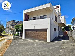 浦添市西原ガレージ付戸建て