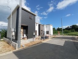 2号棟リーブルガーデンうるま市田場