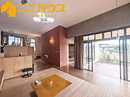 浦添市沢岻1丁目　中古一戸建て