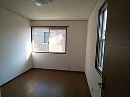 シュール・ビラ A