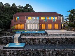 富戸望洋台別荘地 大型デザインハウス