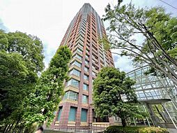 青山パークタワー