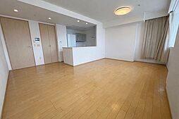 ディーグラフォート大阪Ｎ．Ｙ．タワーＨＩＧＯＢＡＳＨＩ