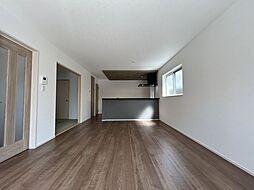 堺市西区浜寺諏訪森町東3丁　新築