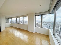 大阪ウエストゲートタワー