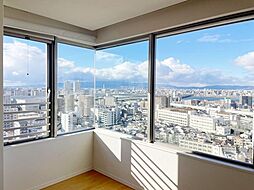 大阪ウエストゲートタワー