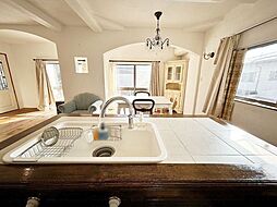 四ノ宮小金塚　南西角地