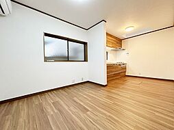 西宮市堀切町　テラスハウス