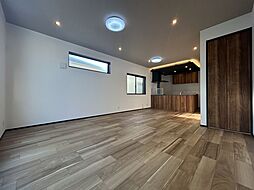 上之町　新築戸建