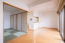 尼崎イスティー