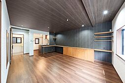 西川2丁目　中古戸建