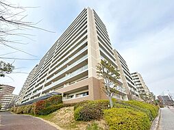 ジオ彩都みなみ坂　4番館