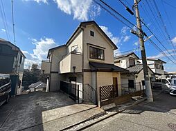 多摩市聖ヶ丘3丁目の一戸建て