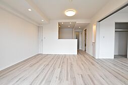 ホーメストプラザ十日市場　東館