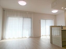 サンステージ緑園都市東の街11番館