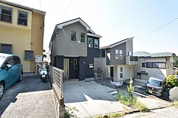 鶴ヶ峰本町三丁目　一戸建